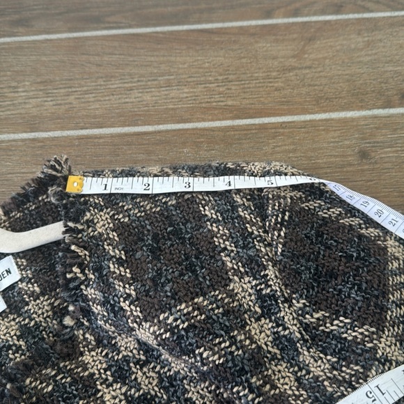 Steve Madden Tan and Brown Plaid Blazer - Picture 8 of 8